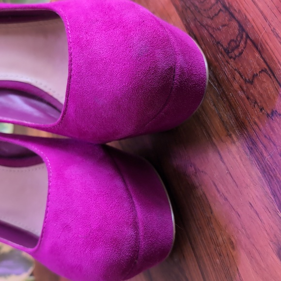 STEVE MADDEN fuchsia suede high heels 7.5 M- Worn only once - Picture 4 of 7